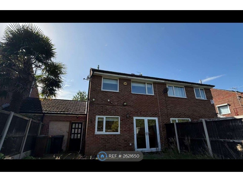 Property photo 2 of 11