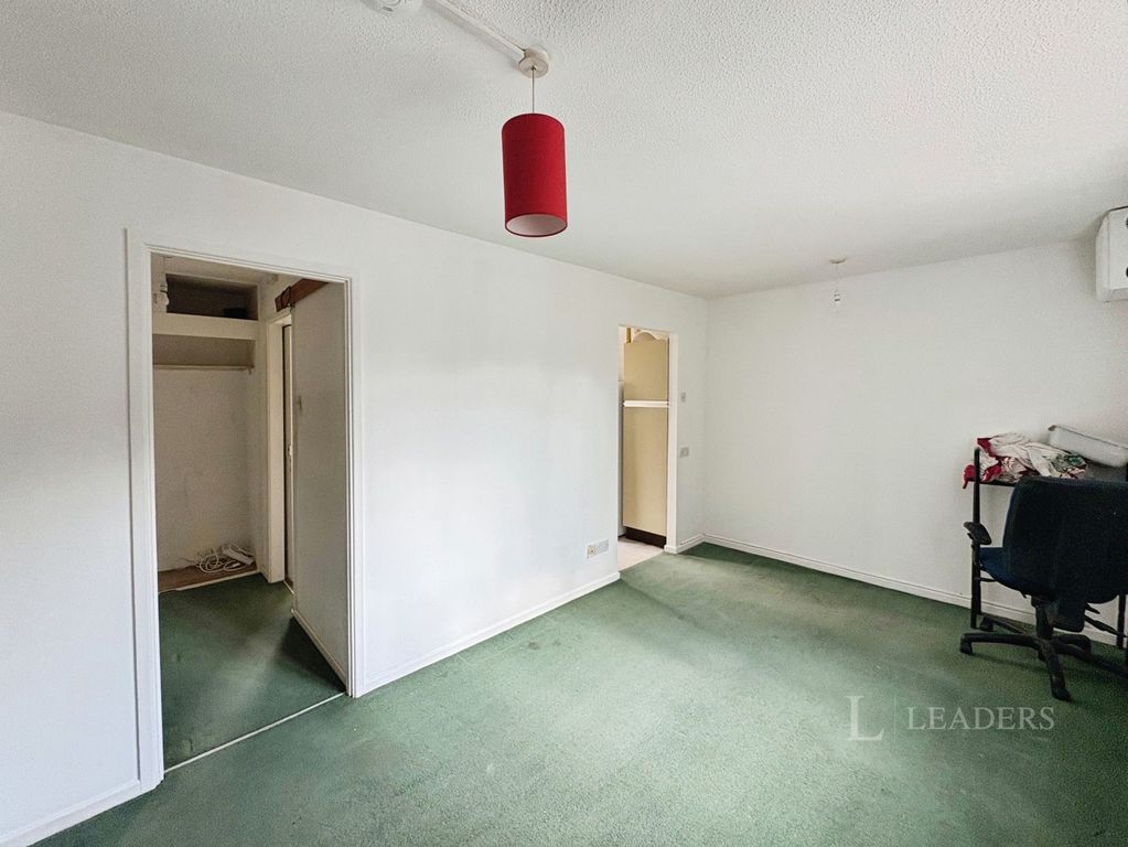 Property photo 3 of 7 Pbox-Img.Jpg