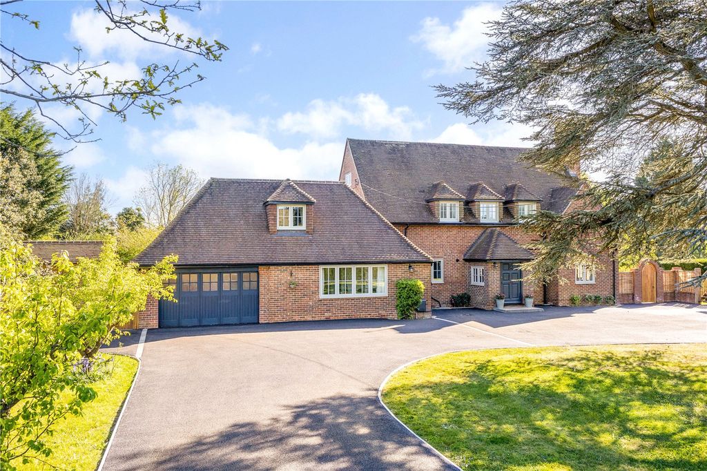 Property photo 1 of 22 Front Exterior