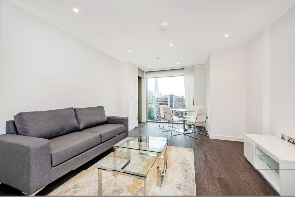 Property photo 1 of 12 Reception