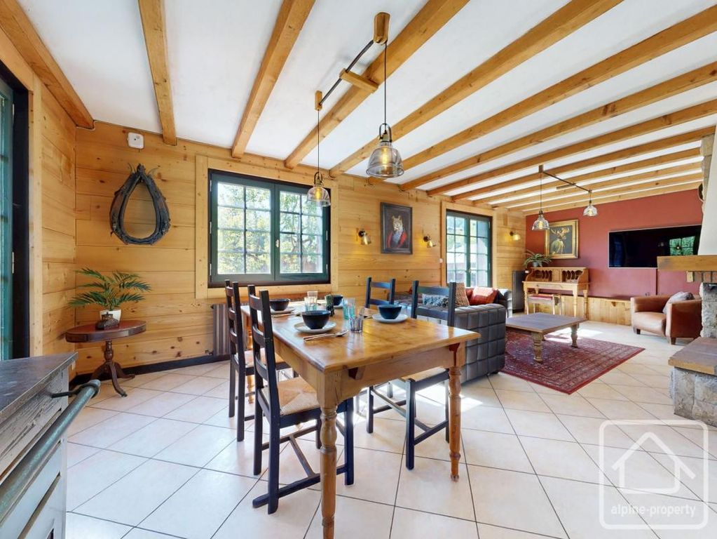 Property photo 3 of 32