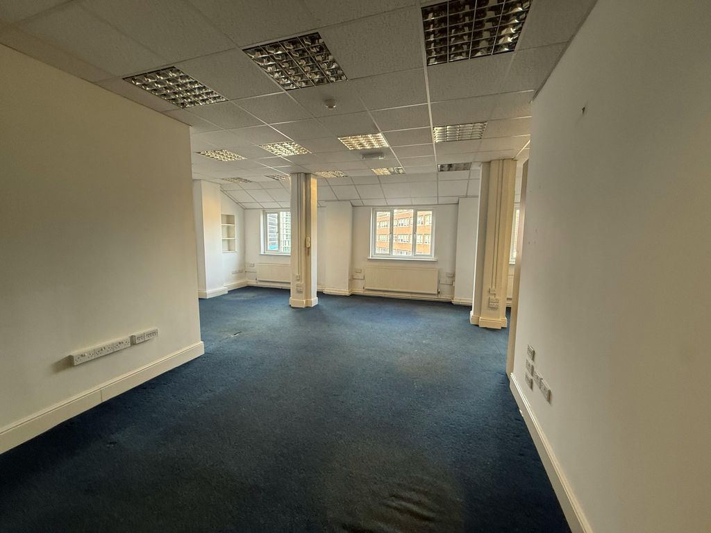 Property photo 3 of 6 Img_8946.Jpg