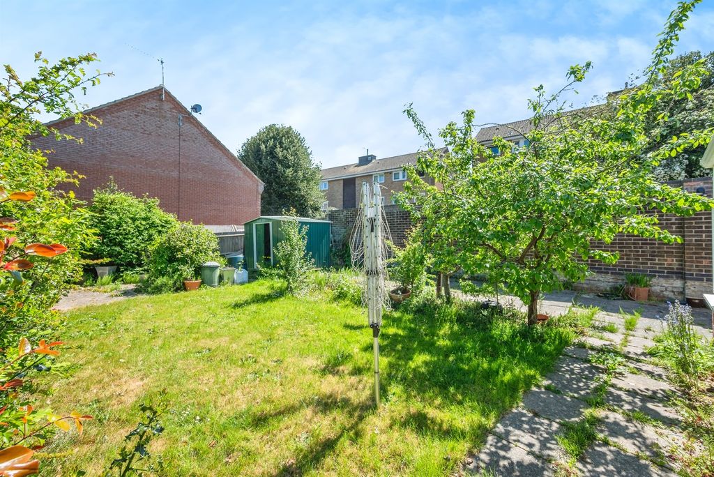 Property photo 3 of 17
