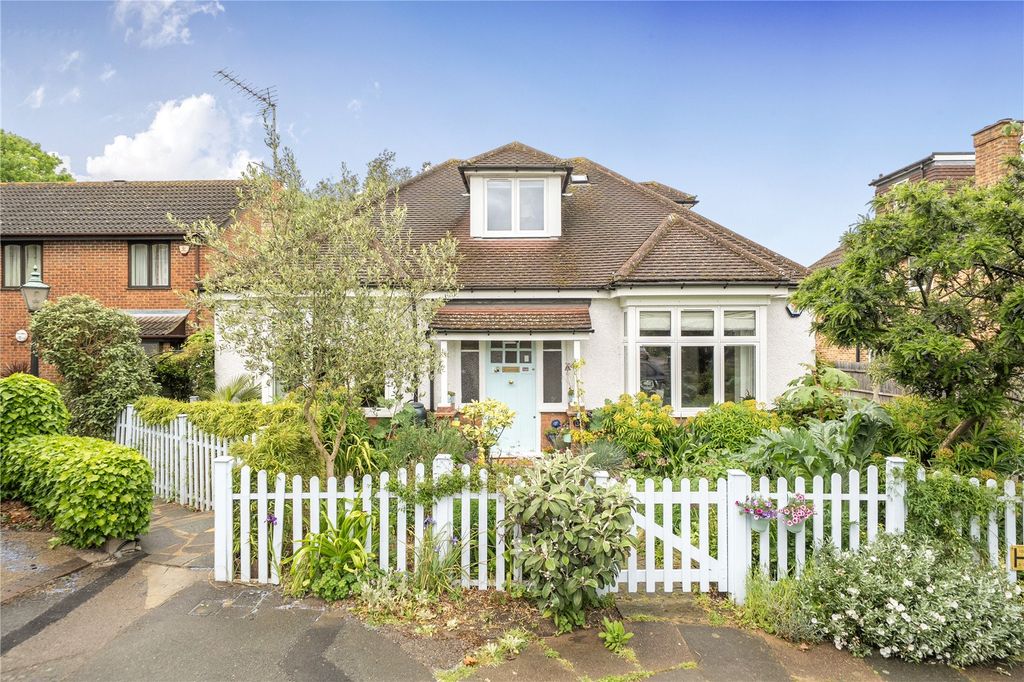 Property photo 2 of 19 Picture No. 53