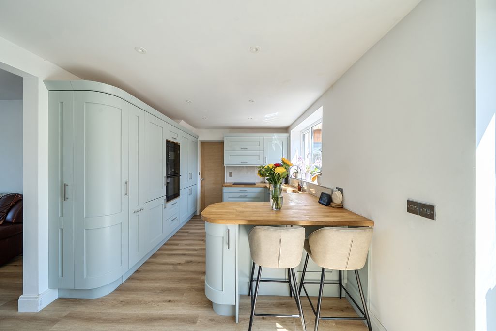 Property photo 3 of 17 1499264 (2)