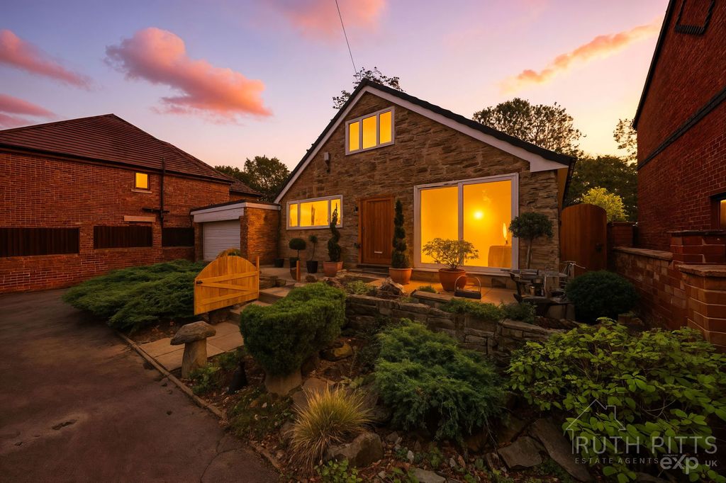 Property photo 2 of 26