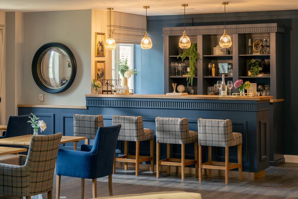 Property photo 3 of 16 Communal Bar At Hawkesbury Place