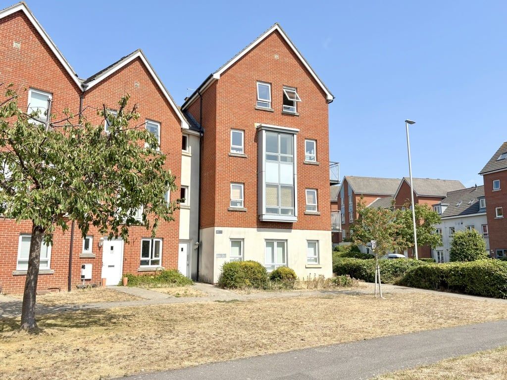 Property photo 1 of 26