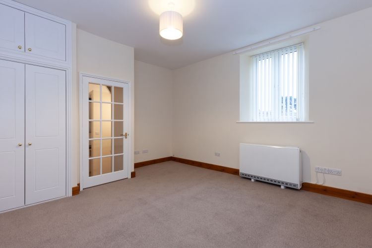 Property photo 3 of 7 179046