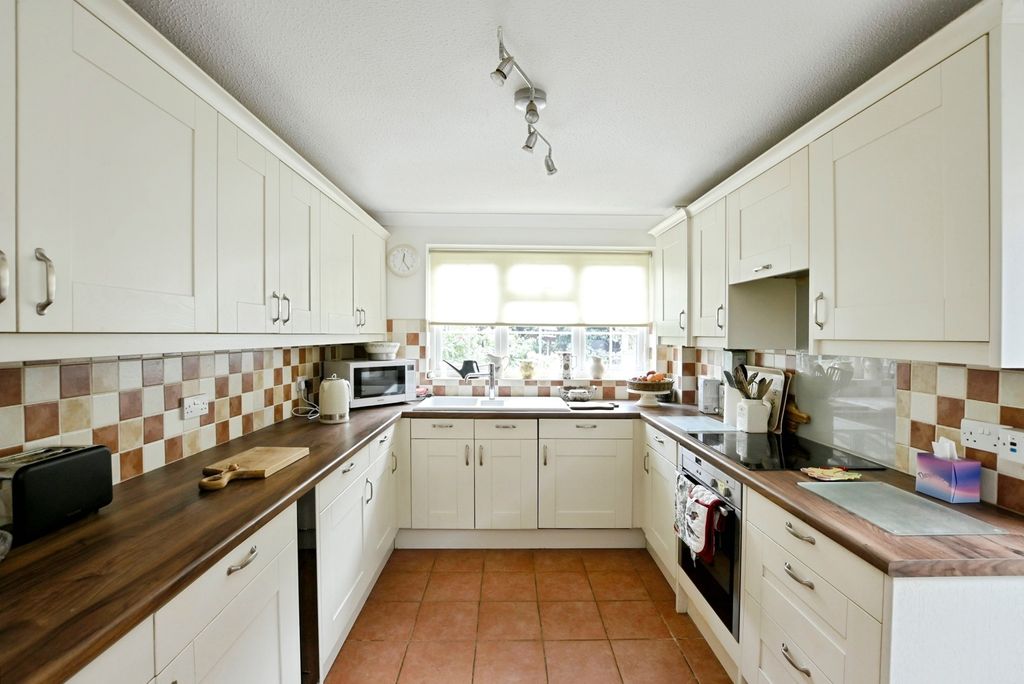 Property photo 2 of 13 Pbox-Img.Jpg