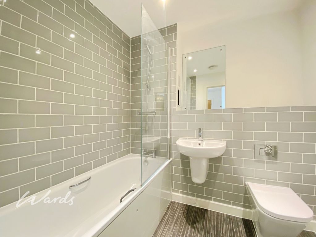 Property photo 3 of 13 Bathroom