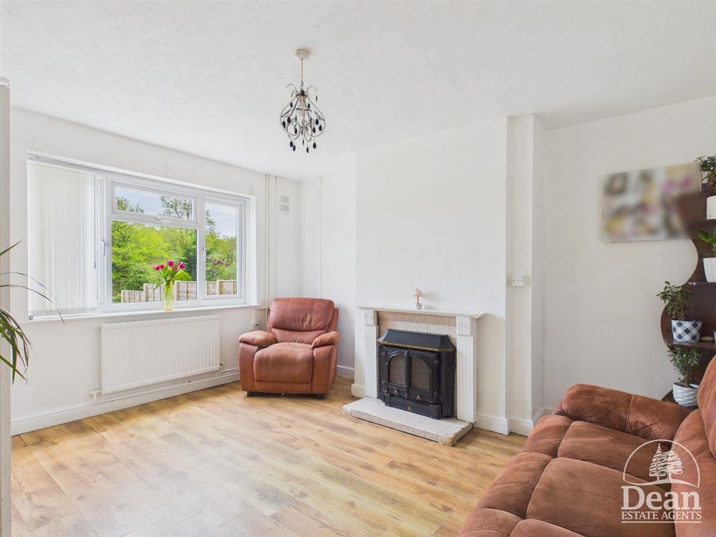 Property photo 2 of 24