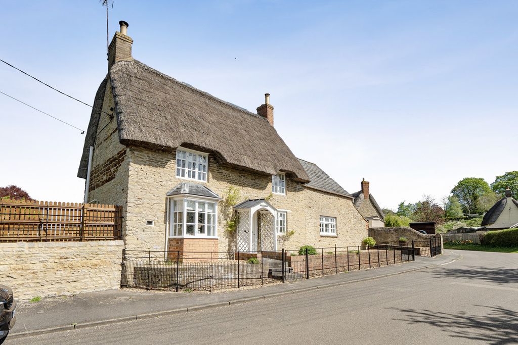 Property photo 1 of 29