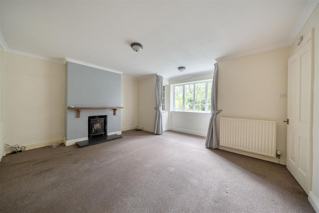 Property photo 3 of 9 1458858-7-6A0c68Ec5c4B5.Jpg