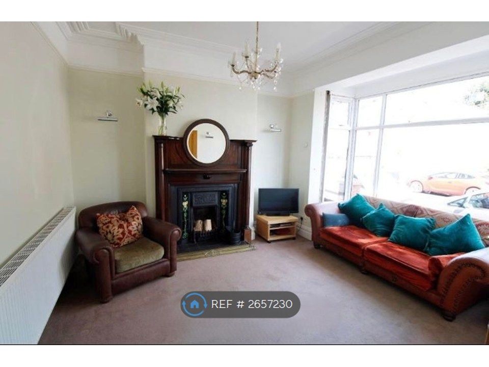 Property photo 2 of 14