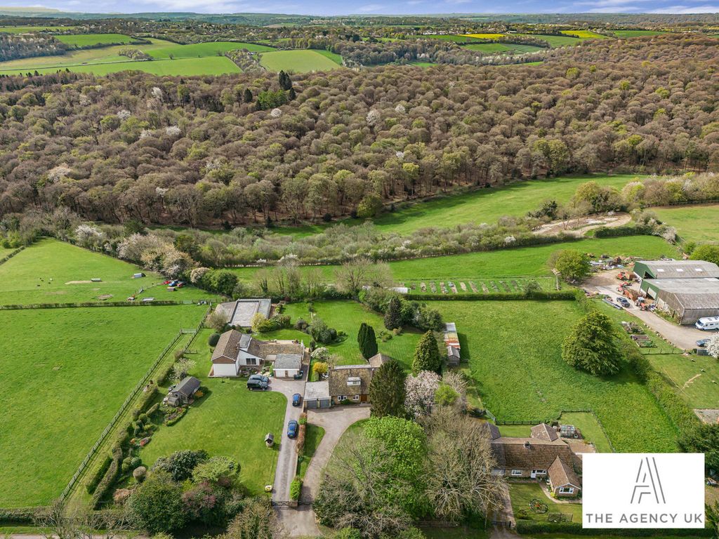 Property photo 2 of 30