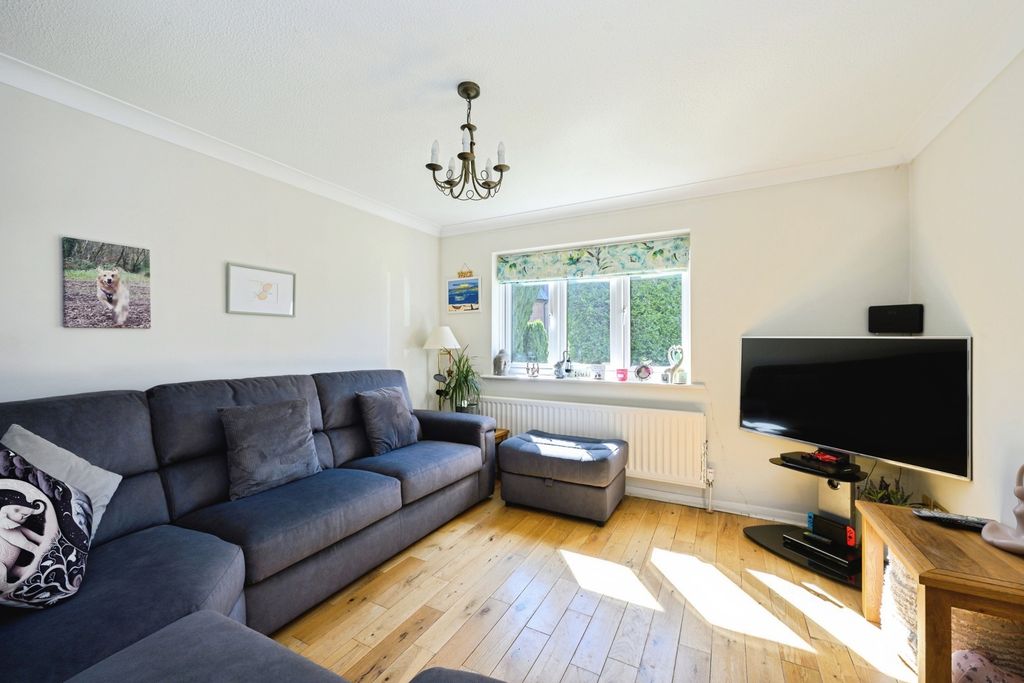 Property photo 2 of 15 Pbox-Img.Jpg