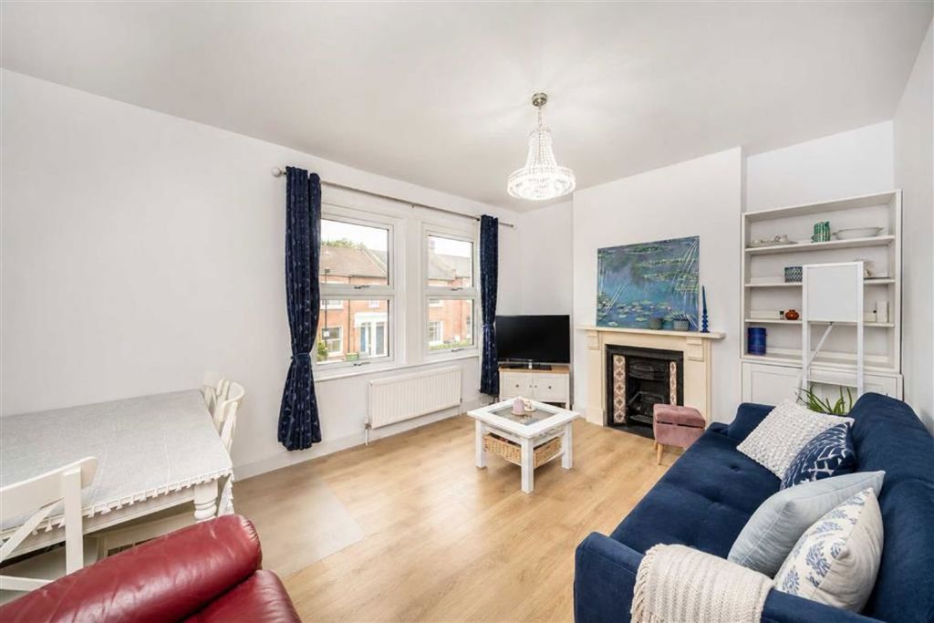 Property photo 2 of 6