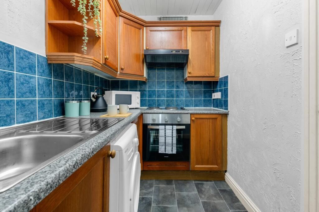 Property photo 2 of 5 Gallery