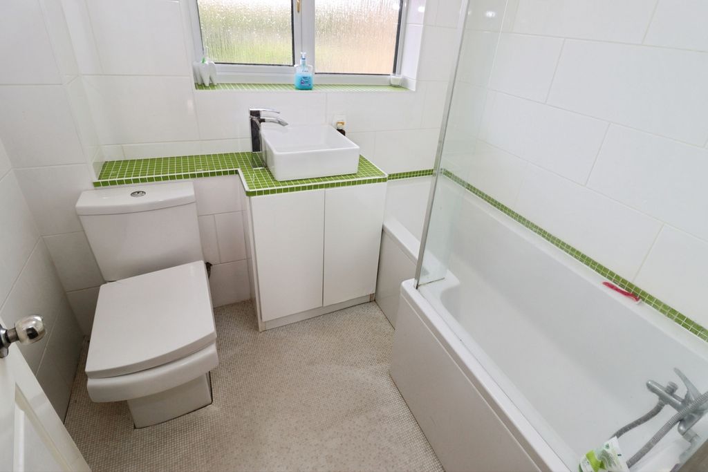Property photo 3 of 17 Photo