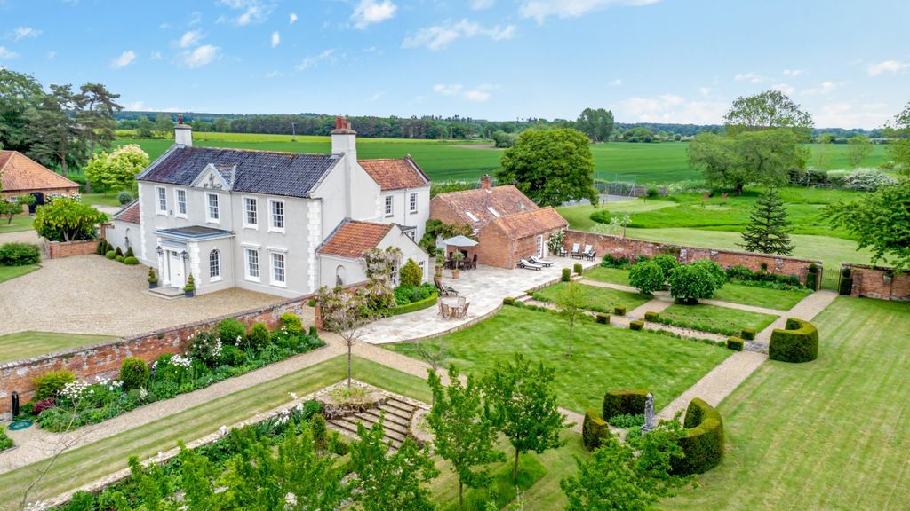 Property photo 1 of 10 Aerial View