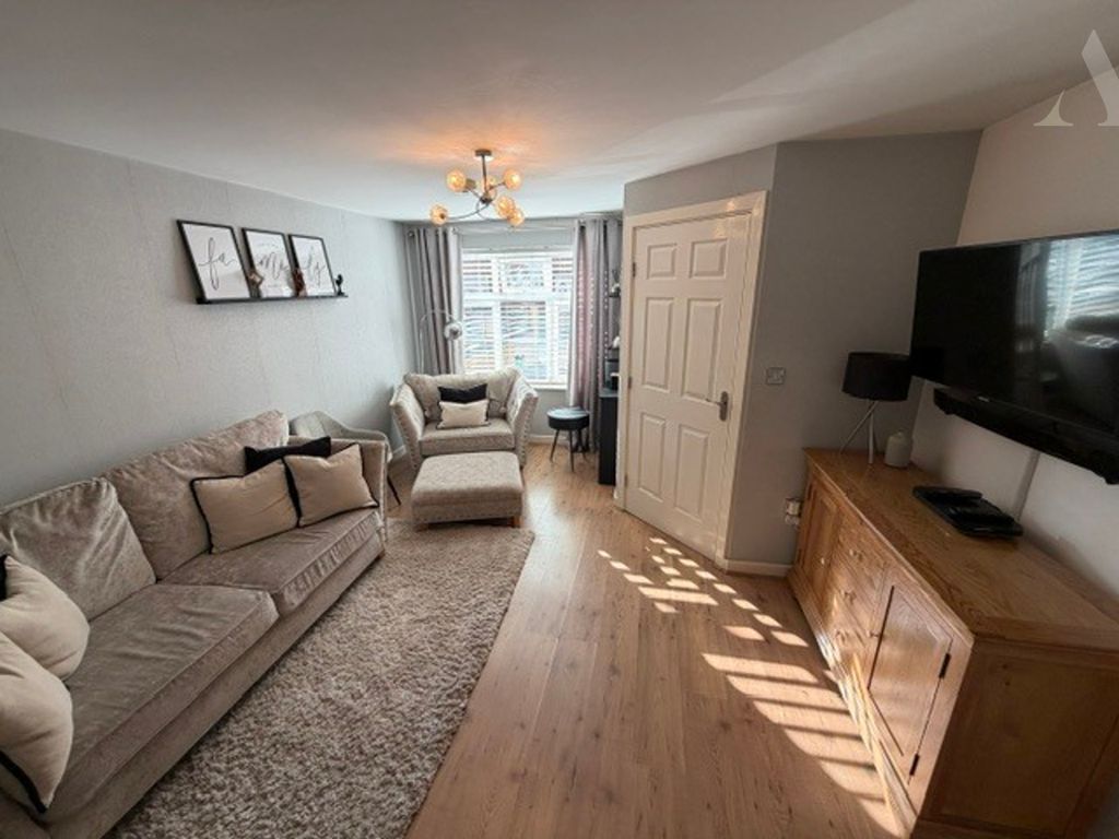 Property photo 2 of 20 43 Berrowside Road Lounge.Jpeg