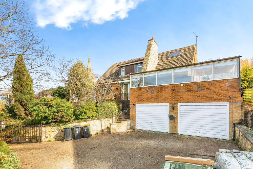 Property photo 1 of 19