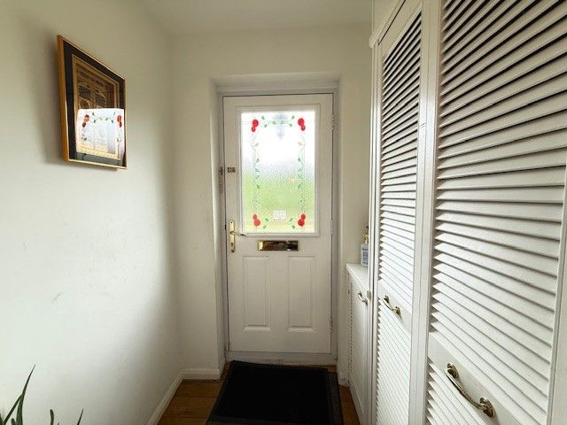 Property photo 2 of 17 Hallway