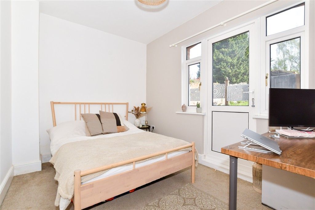Property photo 3 of 10 Bedroom 2