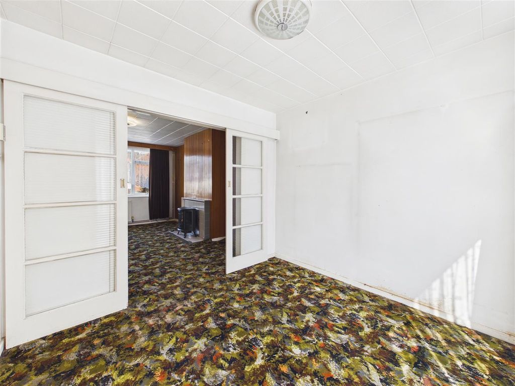 Property photo 3 of 20 Cam05476G0-Pr0159-Still010.Jpg