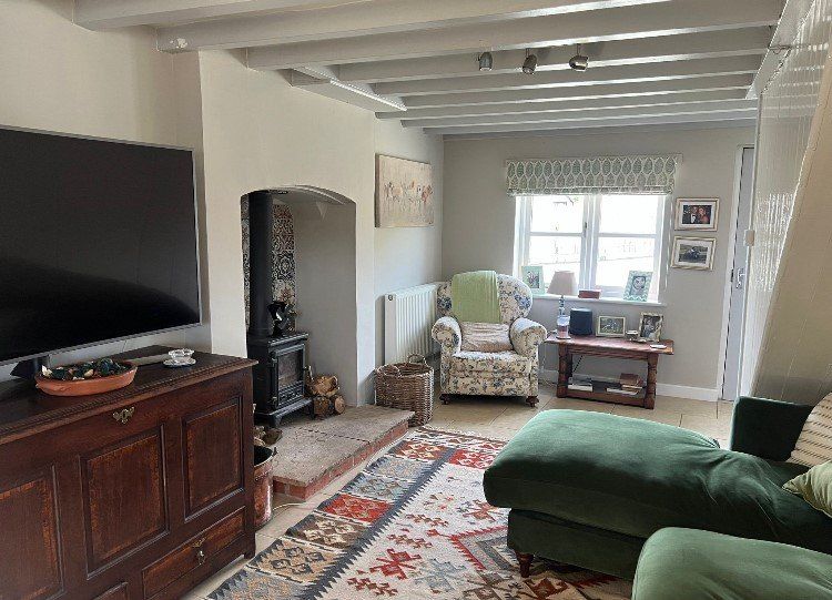 Property photo 3 of 11 Picture No. 27