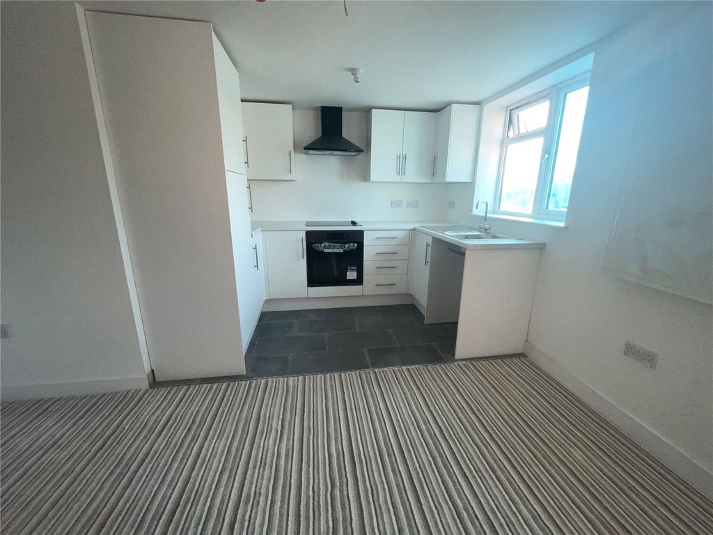 Property photo 2 of 10 Picture No. 02