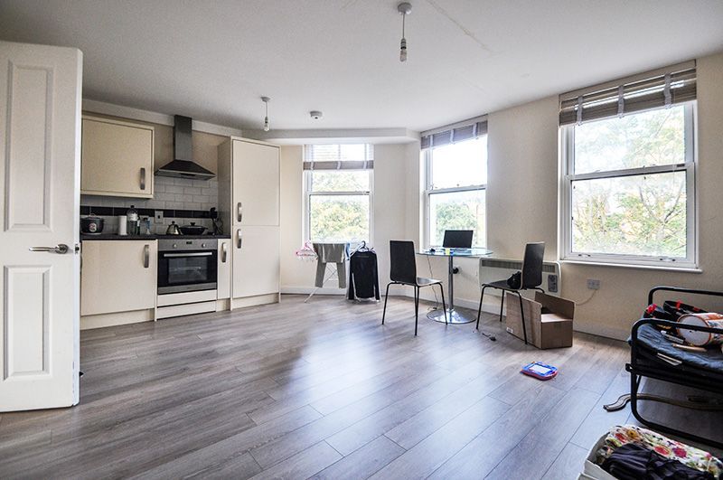 Property photo 2 of 8