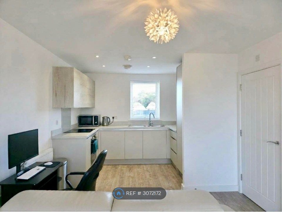 Property photo 1 of 8 Open Plan Kitchen