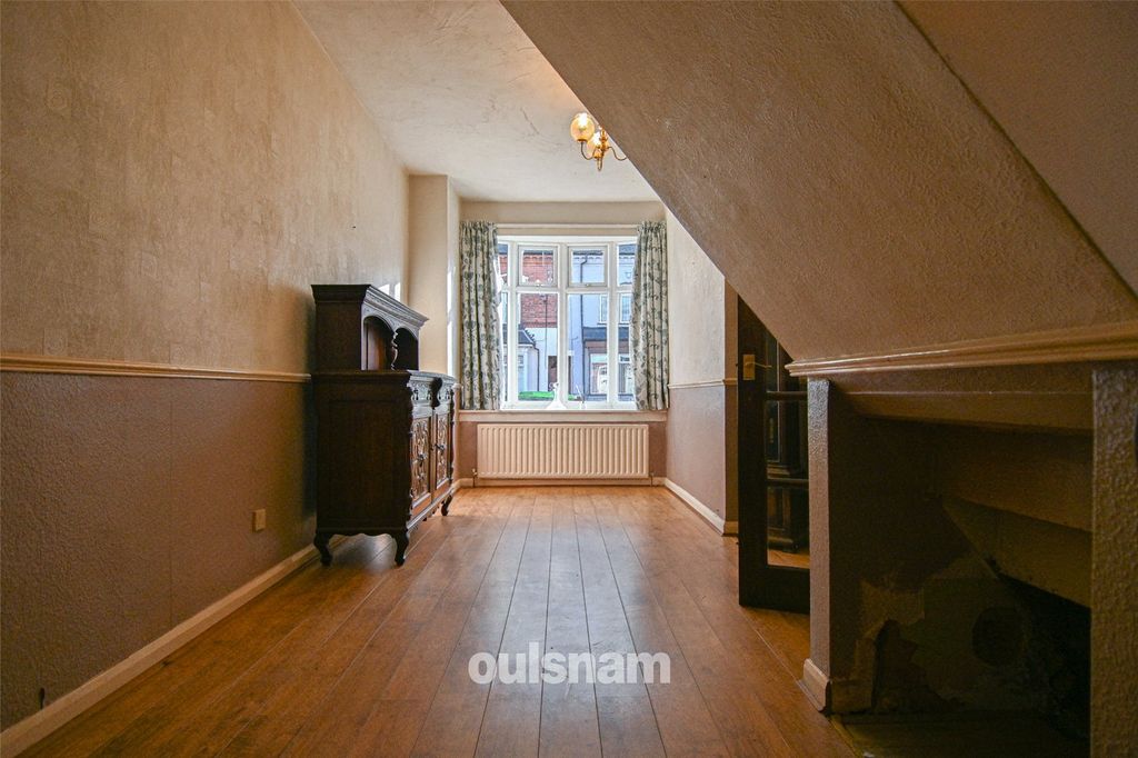 Property photo 3 of 21 Picture No. 10