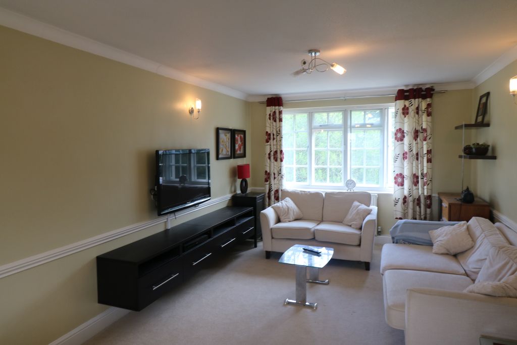 Property photo 3 of 4