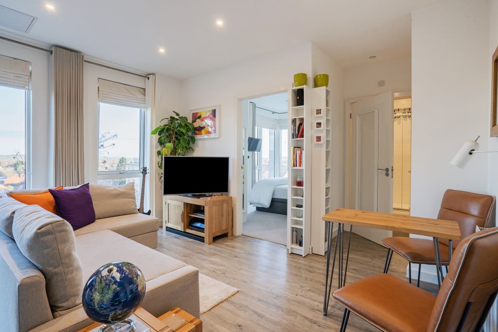 Property photo 3 of 9 Flat 72 291814 (6)