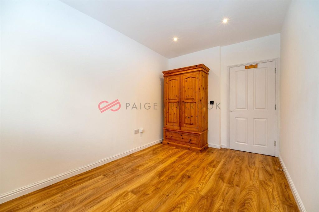 Property photo 3 of 10 Picture No. 03