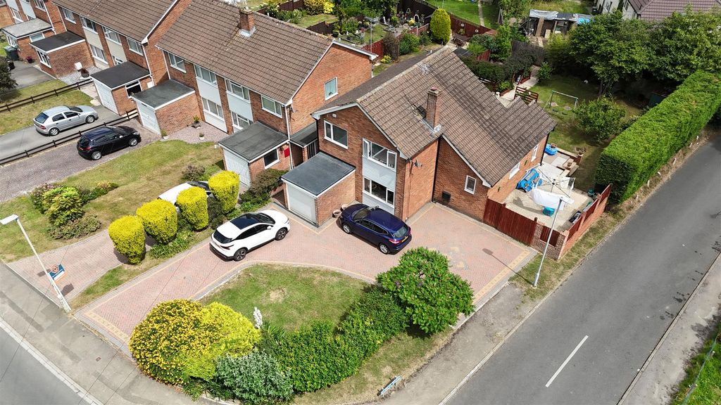 Property photo 1 of 27
