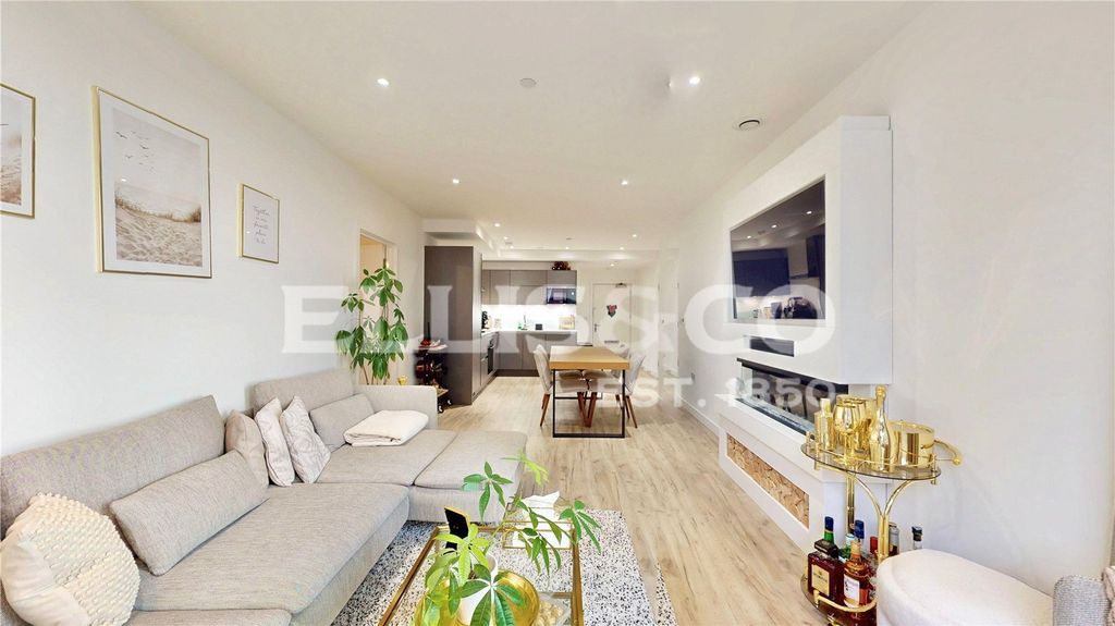 Property photo 1 of 23 Picture No. 10