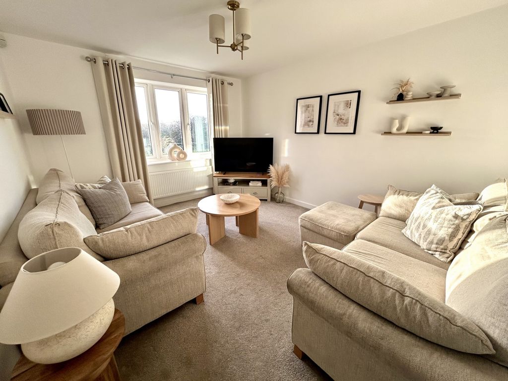 Property photo 2 of 22 Photo 3