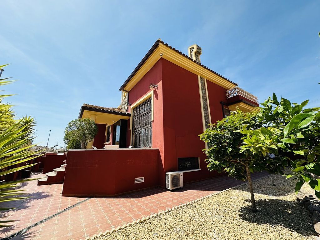 Property photo 3 of 44
