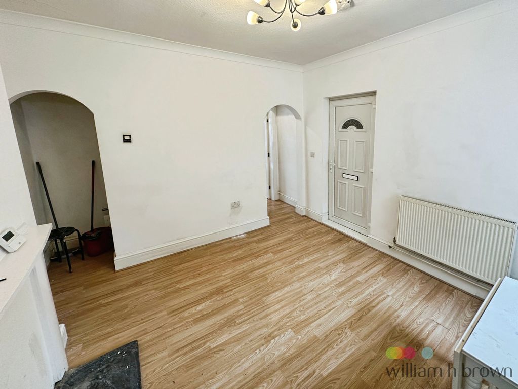 Property photo 3 of 16 Image