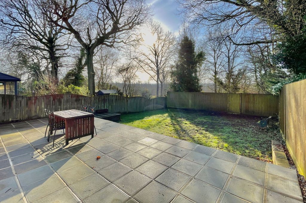 Property photo 2 of 48