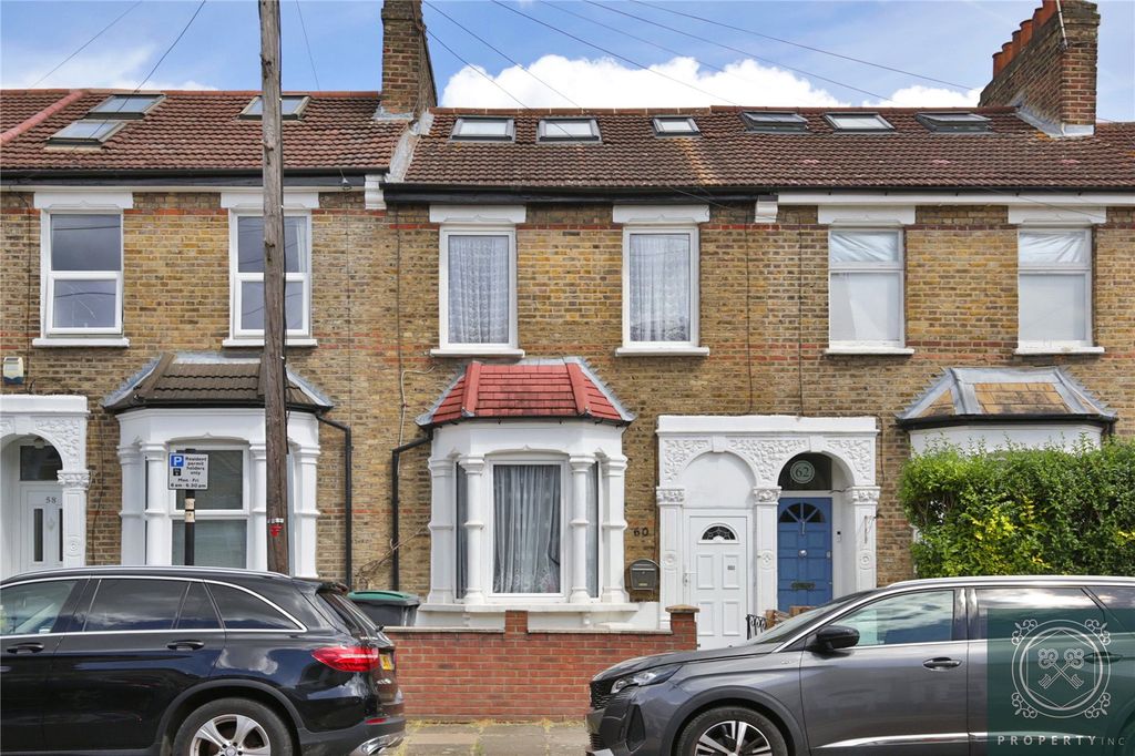 Property photo 1 of 12 External