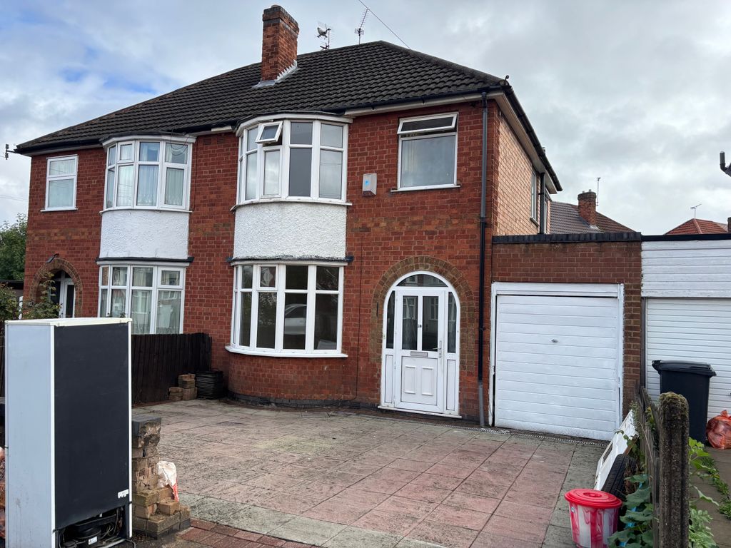 Property photo 1 of 1