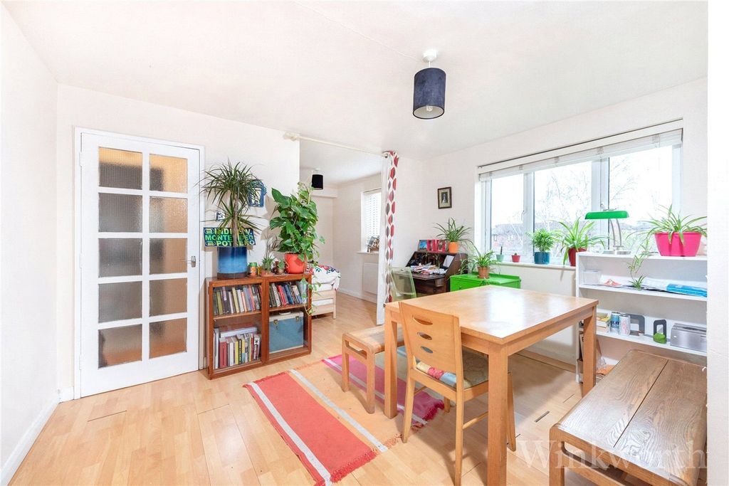 Property photo 1 of 10 Picture No. 11