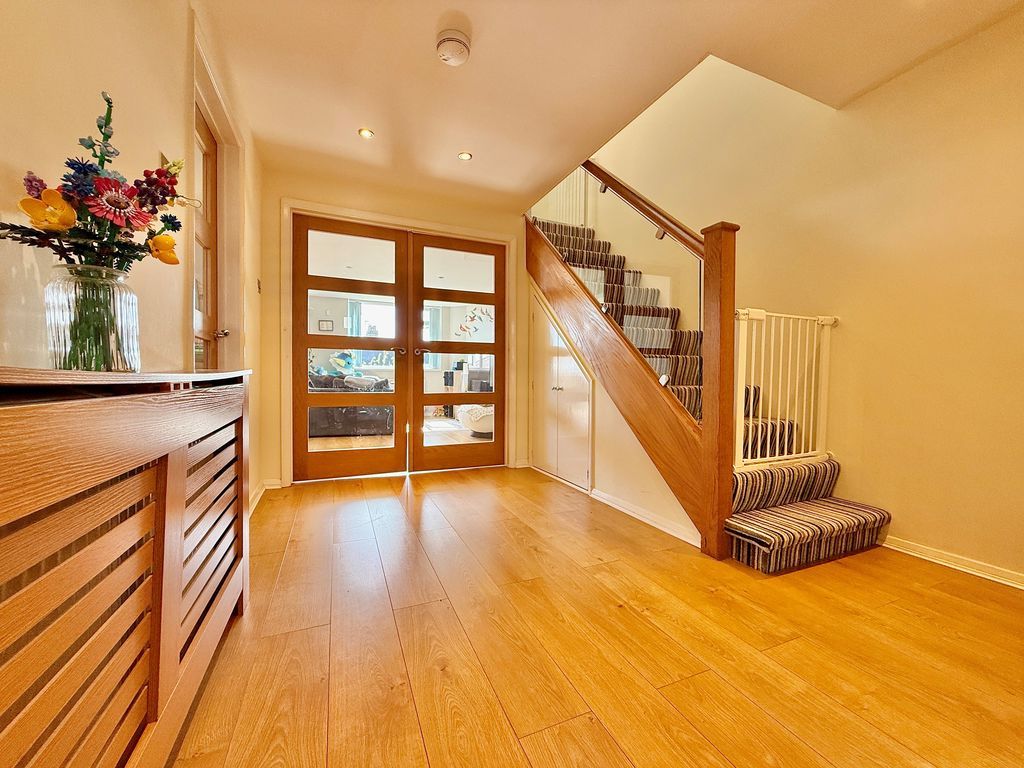 Property photo 3 of 29 Photo 2