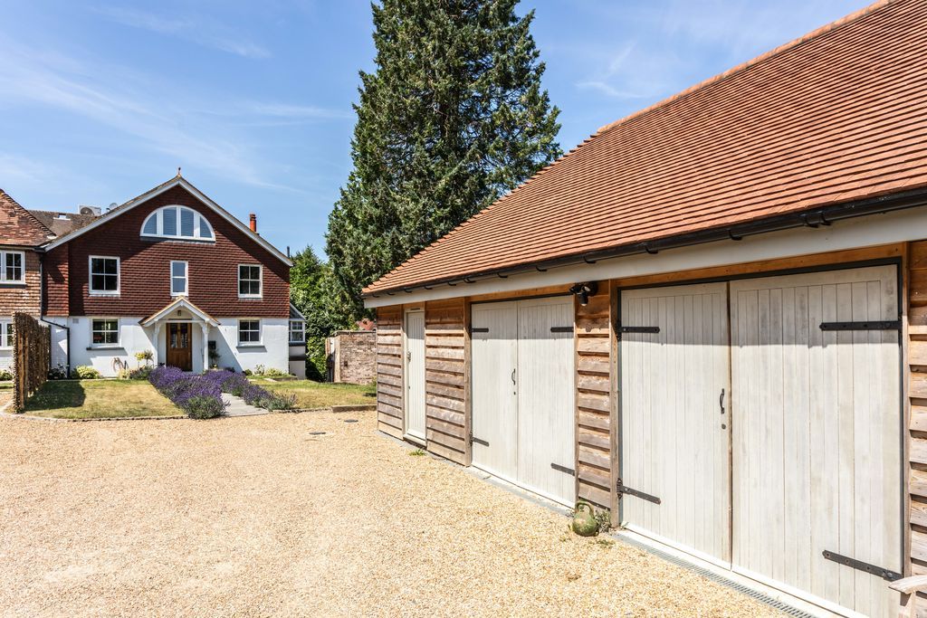 Property photo 3 of 54 Photo 23