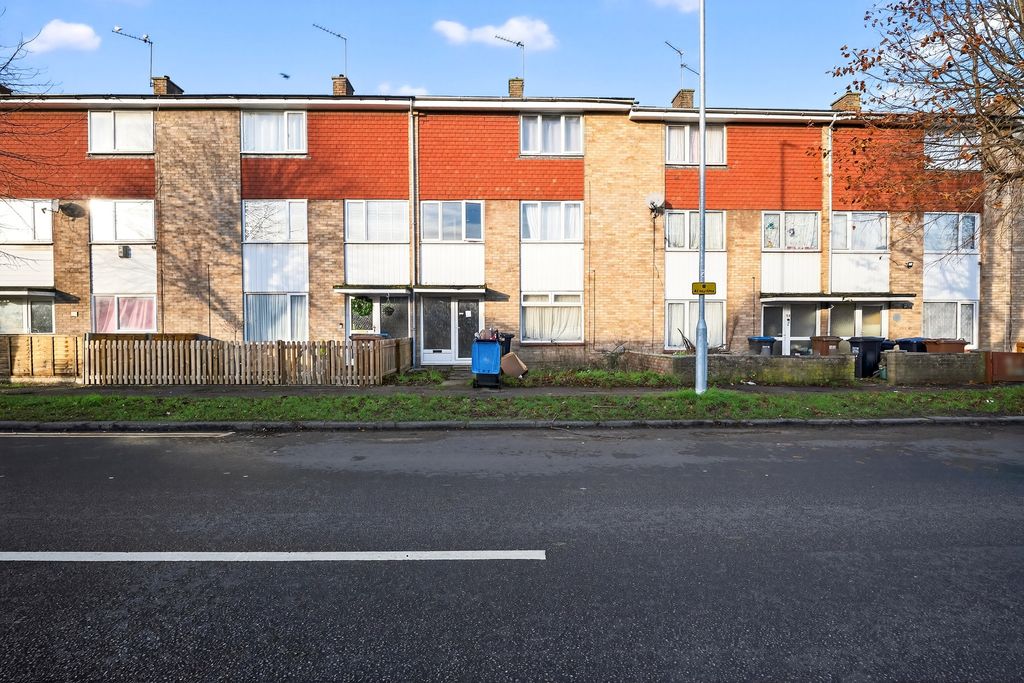 Property photo 2 of 17